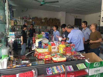 新雅街開展文化市場(chǎng)大排查行動(dòng)暨“掃黃打非”宣傳活動(dòng)，確保市場(chǎng)健康有序